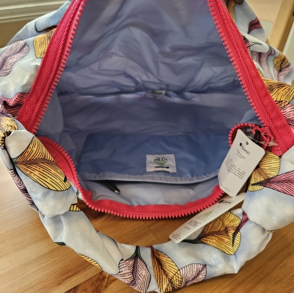 LeSportsac NYBG Collaboration Easy Shoulder Bag NWT Rare! - Picture 9 of 10